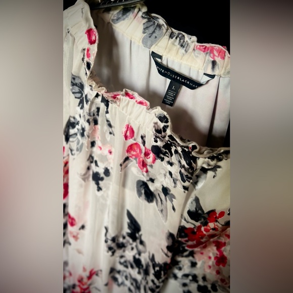 White House Black Market Floral Print Blouse - Picture 4 of 7